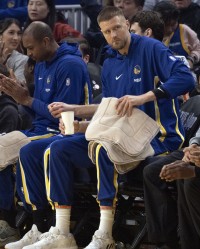 邓利维：用库明加换回波尔津吉斯这个级别的球员 这笔交易很合理