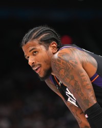 九游娱乐app-被DNP近一节半！杰伦·格林仅打20分钟10中3&amp;三分5中0得8分4失误